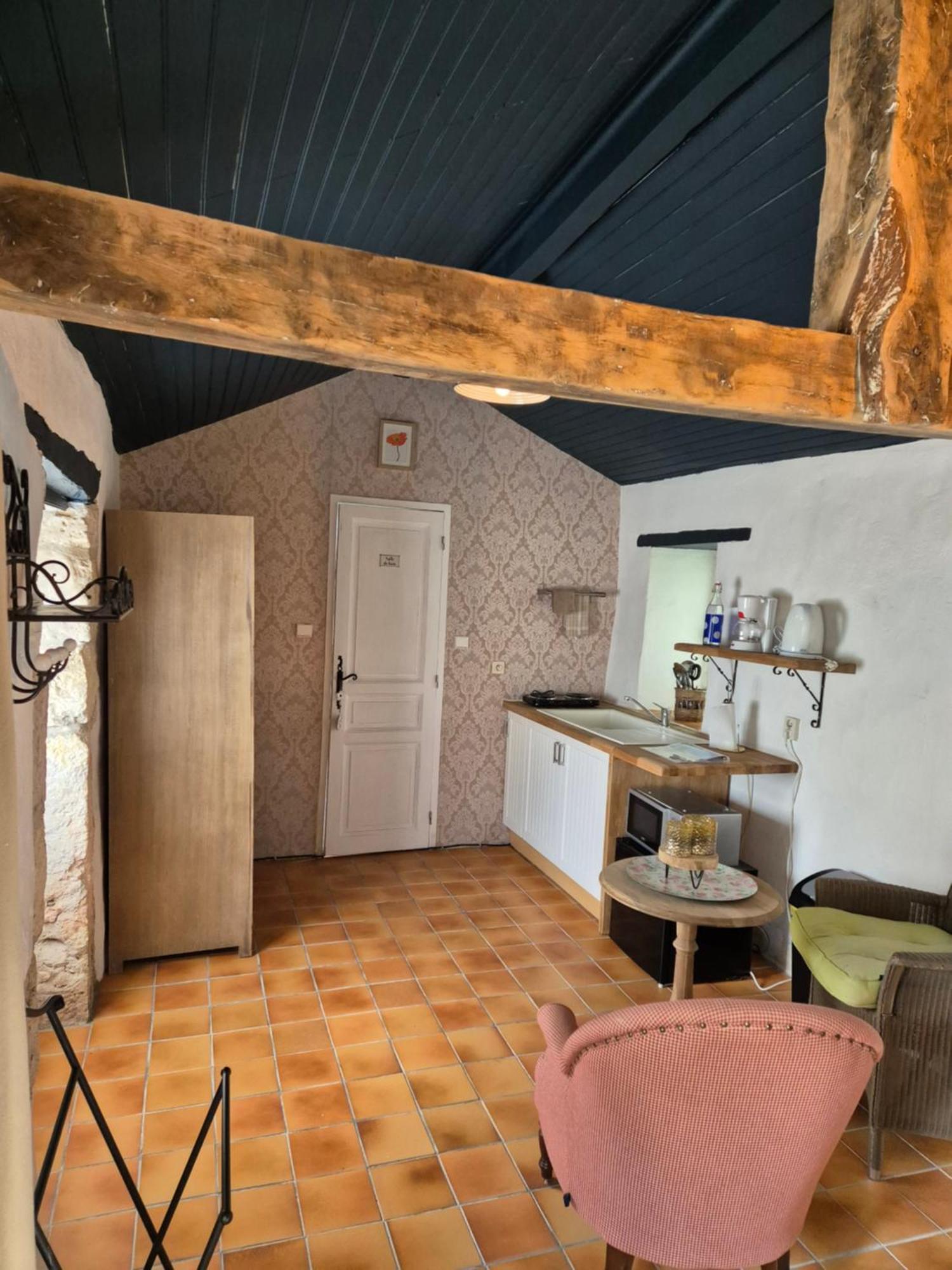 La Nouvelle Vie En Quercy Bed and Breakfast Montaigu-de-Quercy Exteriör bild